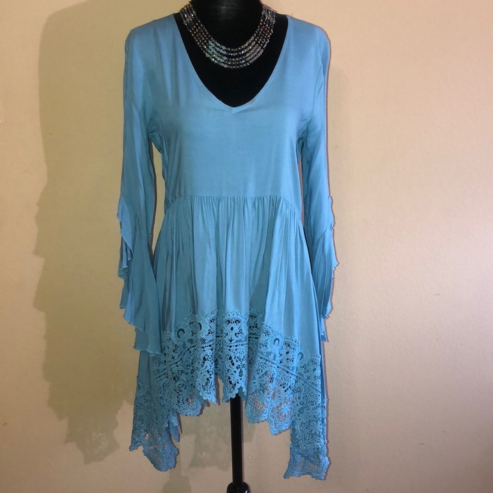 Cupio Asymmetrical Top